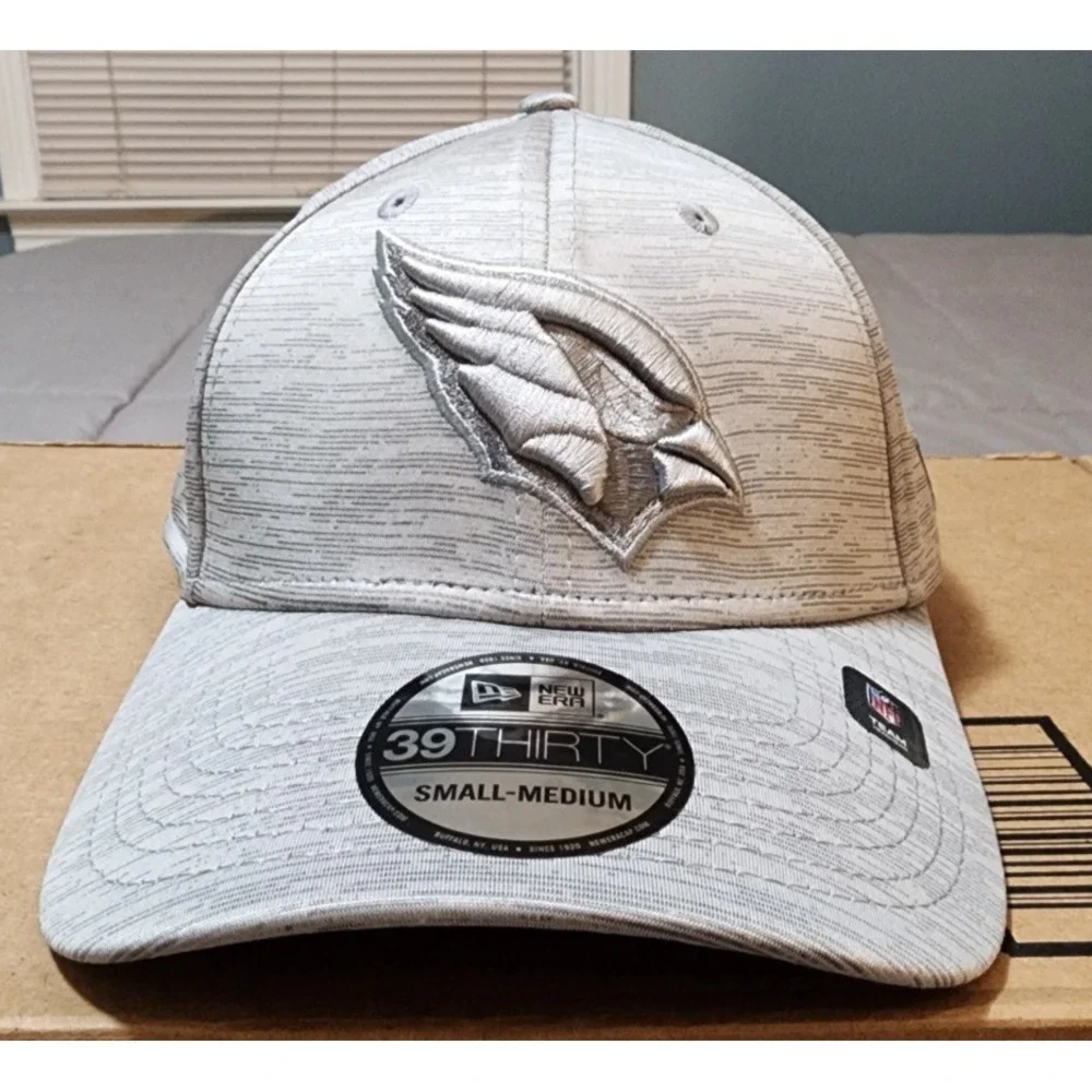 New‎ Era® Arizona Cardinals™ (SMALL/MEDIUM) Active Tech 39THIRTY Flex Hat